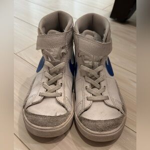 Boys Nike sneakers size 11.5